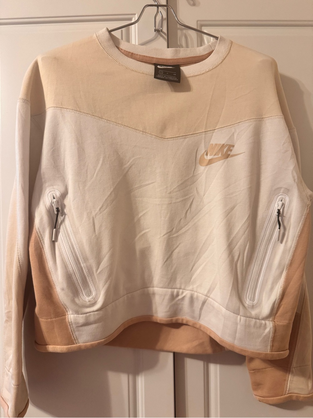 Nike Tech Fleece Cropped Colorblock Crewneck Pullover